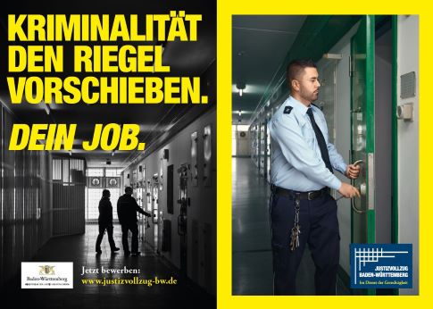 Links ist der Schriftzug 